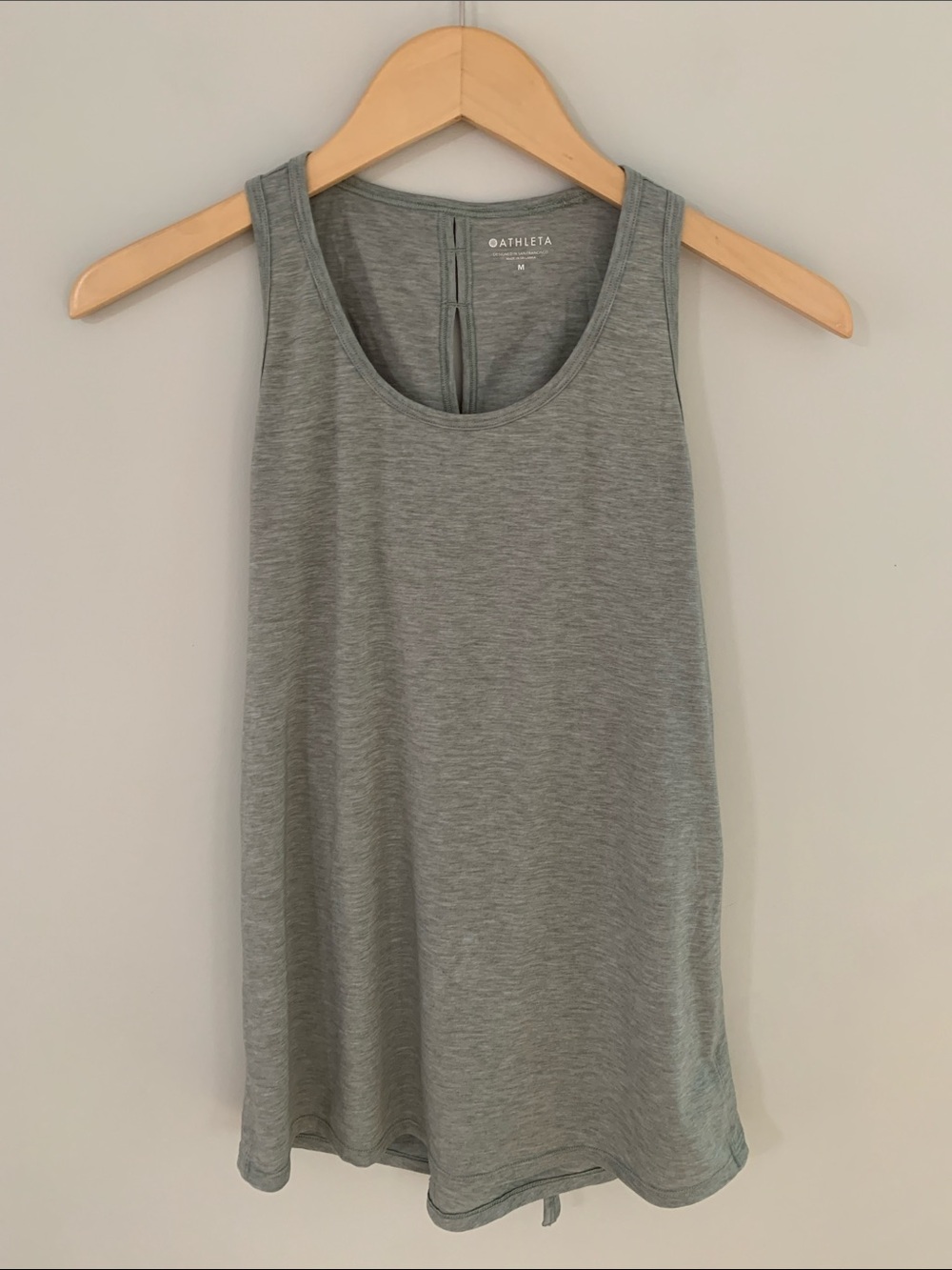 Athleta Essence Tie Back Tank Top Sage Green Size Medium Style 568932